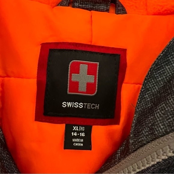 Swiss Tech Puffer Coat Size XL - Picture 5 of 5